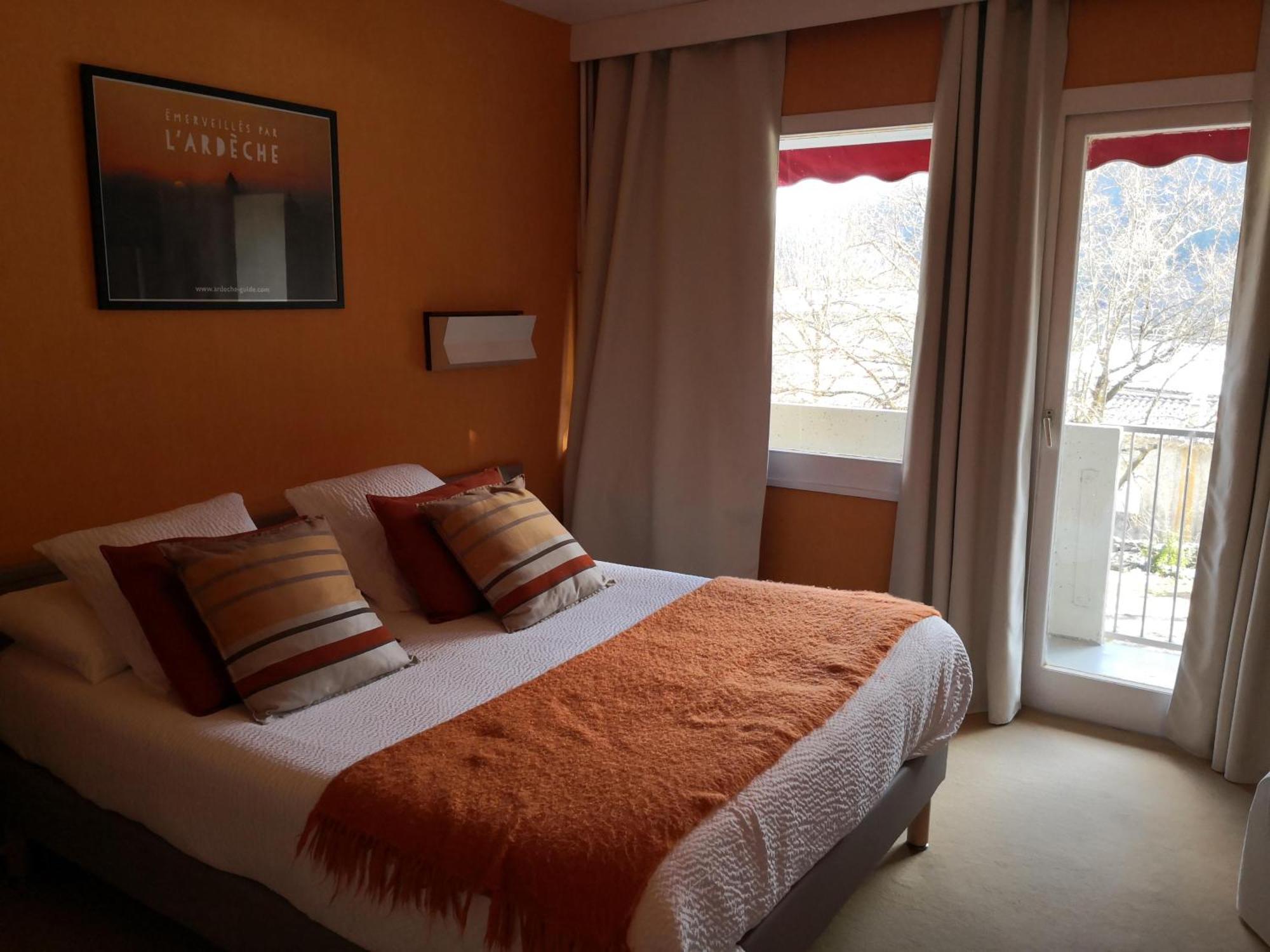 Logis Hotel-Restaurant Le Tanargue Valgorge Экстерьер фото