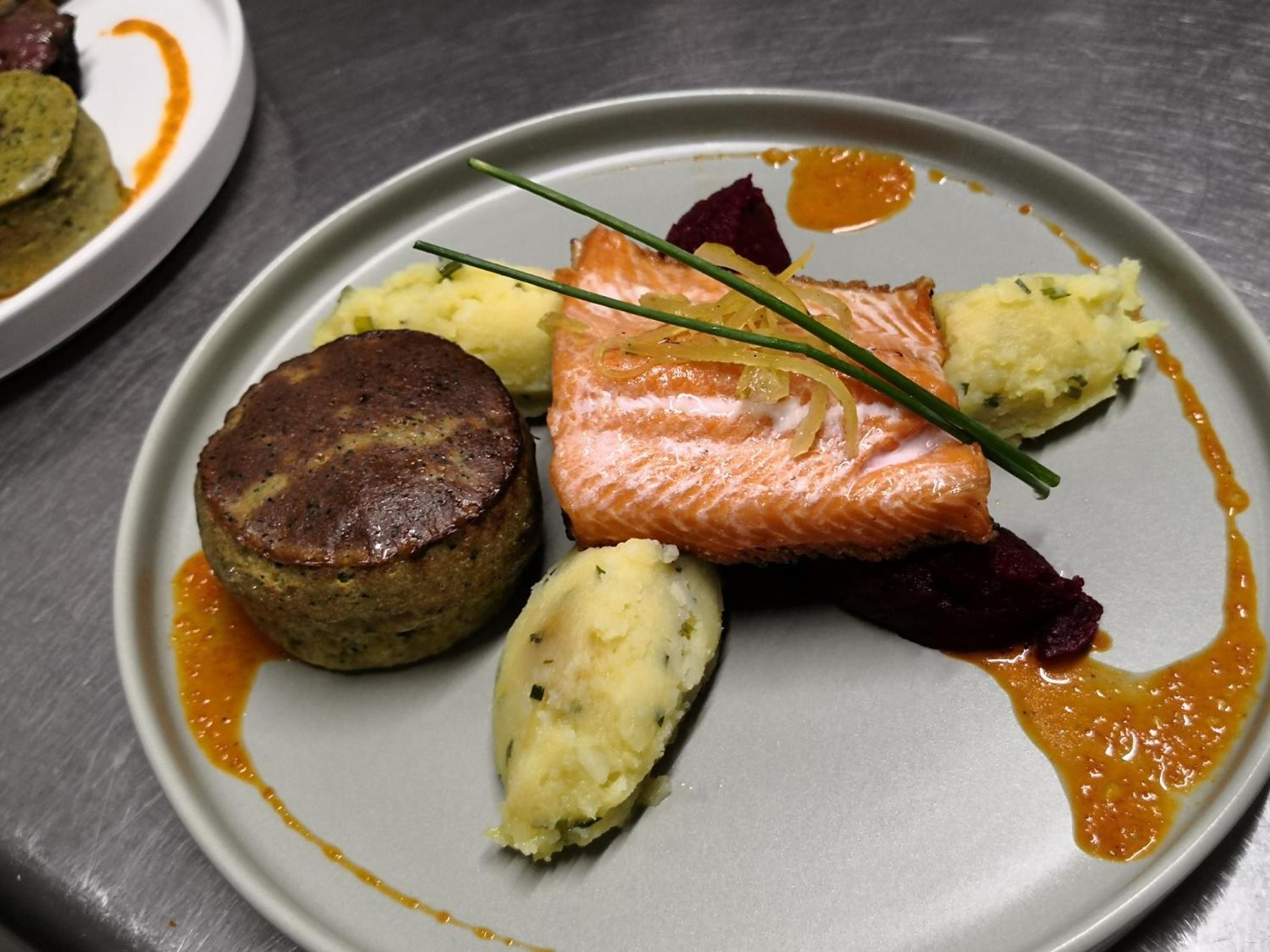Logis Hotel-Restaurant Le Tanargue Valgorge Экстерьер фото